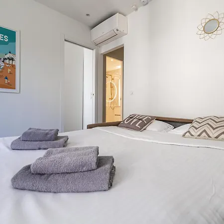 Luxurious 2 Bedroom Penthouse With Roof Terrace アパート